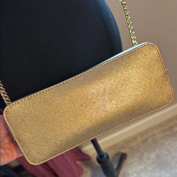 Michael Kors crossbody purse - Picture 5 of 13